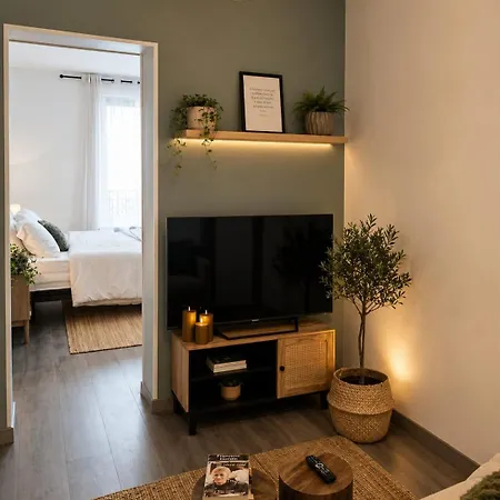 Apartment Diane's En Champagne Centre Wifi Cuisine Equipee Minibar *