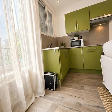 Diane's En Champagne Centre Wifi Cuisine Equipee Minibar Apartment *